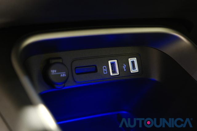 JEEP Avenger usata, con Specchietti laterali elettrici