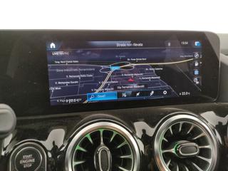 MERCEDES-BENZ GLA 200 usata, con Sedile posteriore sdoppiato