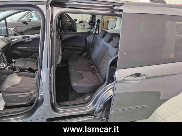 FORD Tourneo Courier usata, con Vetri oscurati