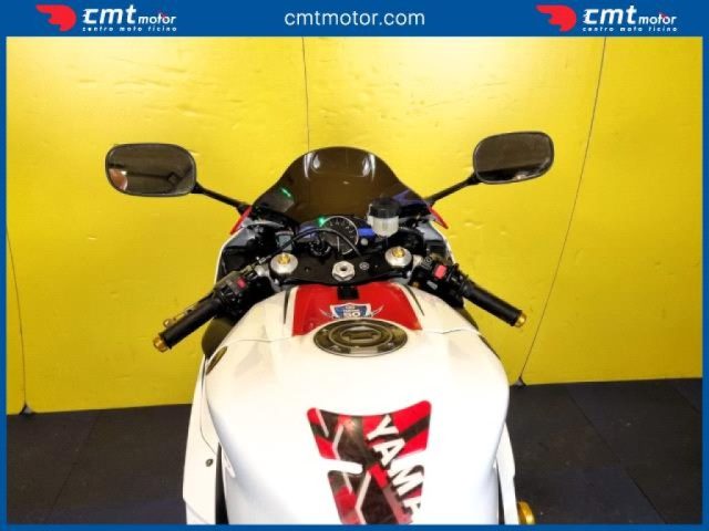YAMAHA YZF R1 usata 8