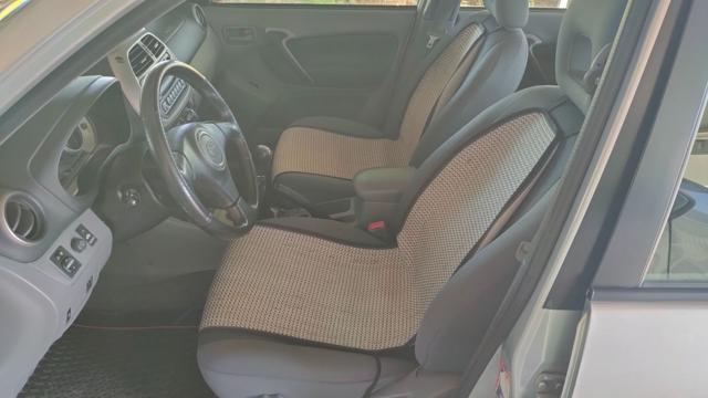 TOYOTA RAV 4 usata, con Controllo trazione