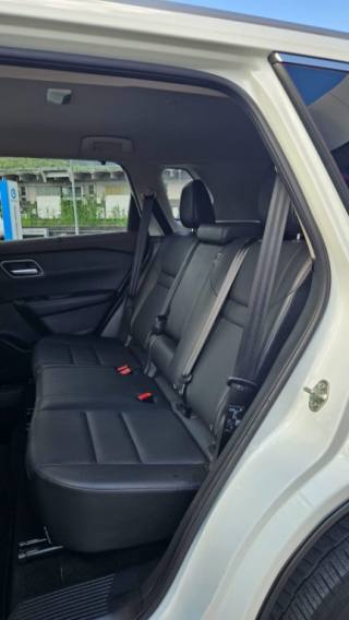 NISSAN X-Trail usata, con Sistema di navigazione