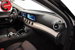 MERCEDES-BENZ E 220 usata, con USB