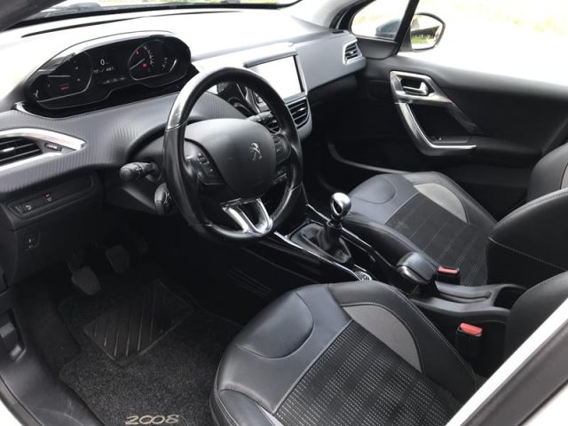 PEUGEOT 2008 usata, con ESP