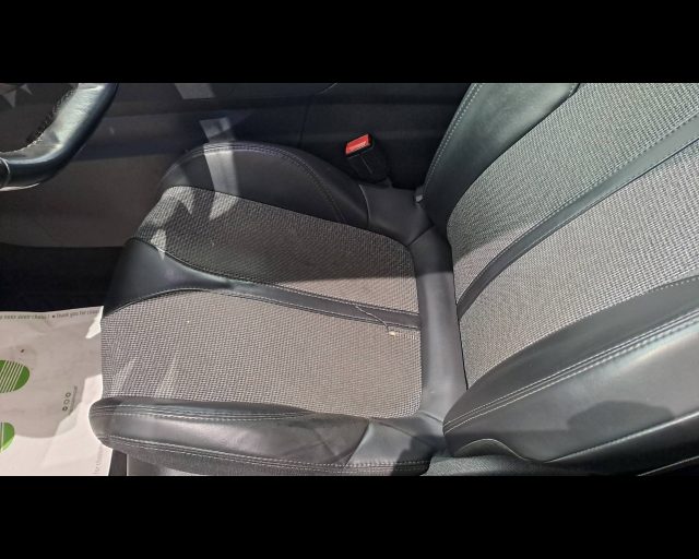 PEUGEOT 3008 usata 30