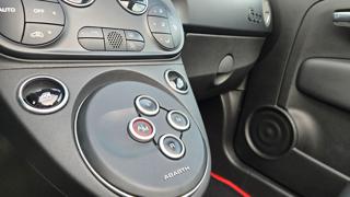 ABARTH 595C usata, con Touch screen