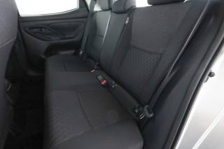 TOYOTA Yaris usata 3
