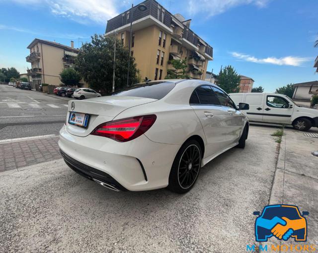 MERCEDES-BENZ CLA 200 usata, con Controllo automatico clima