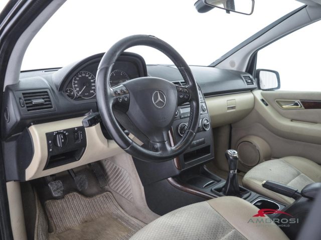 MERCEDES-BENZ A 180 usata 7