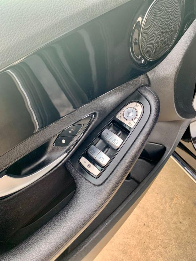 MERCEDES-BENZ C 200 usata, con Climatizzatore