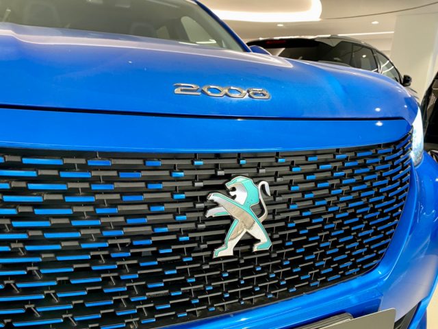 PEUGEOT 2008 usata, con Alzacristalli elettrici