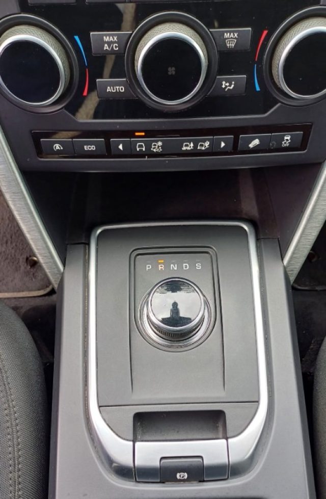 LAND ROVER Discovery Sport usata, con Controllo trazione