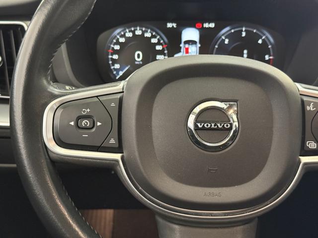VOLVO XC60 usata, con USB