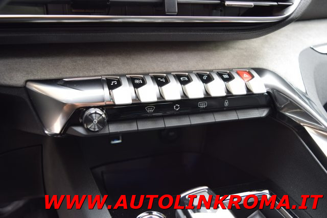 PEUGEOT 3008 usata, con Climatizzatore