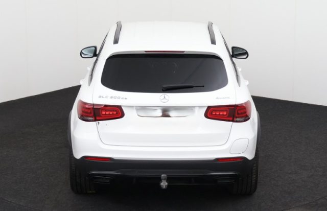 MERCEDES-BENZ GLC 300 usata, con Boardcomputer