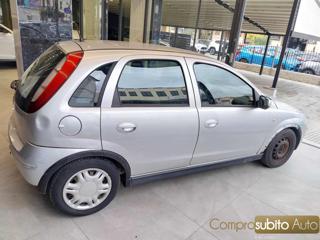 OPEL Corsa usata, con Alzacristalli elettrici