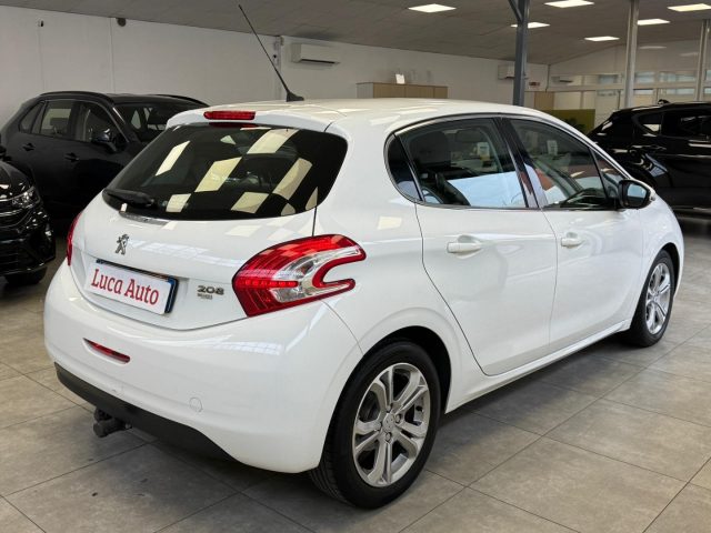 PEUGEOT 208 usata, con Airbag Passeggero