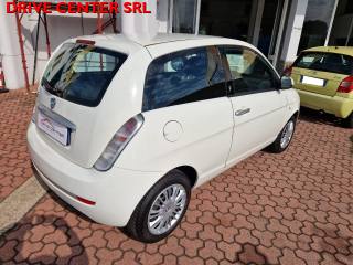 LANCIA Ypsilon usata, con Autoradio