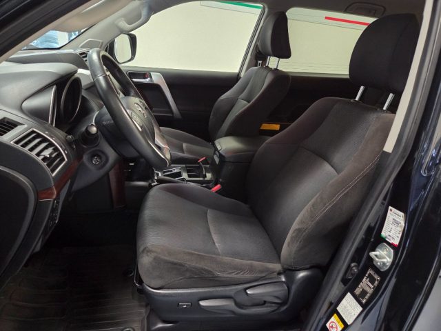 TOYOTA Land Cruiser usata, con Chiusura centralizzata