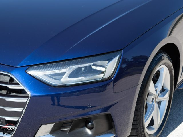 AUDI A4 usata, con Sensori di parcheggio anteriori