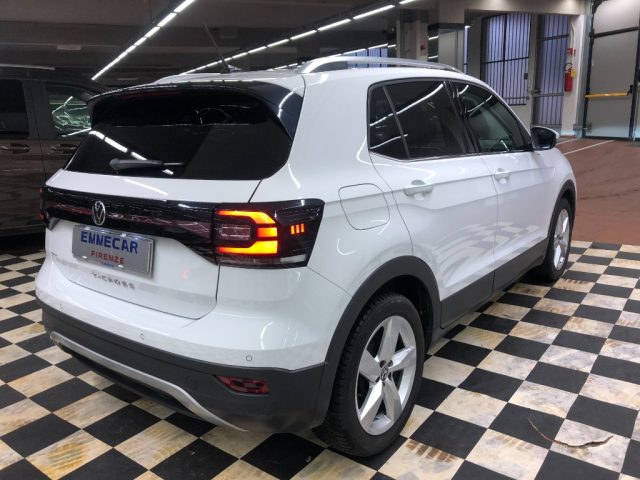 VOLKSWAGEN T-Cross usata, con Autoradio