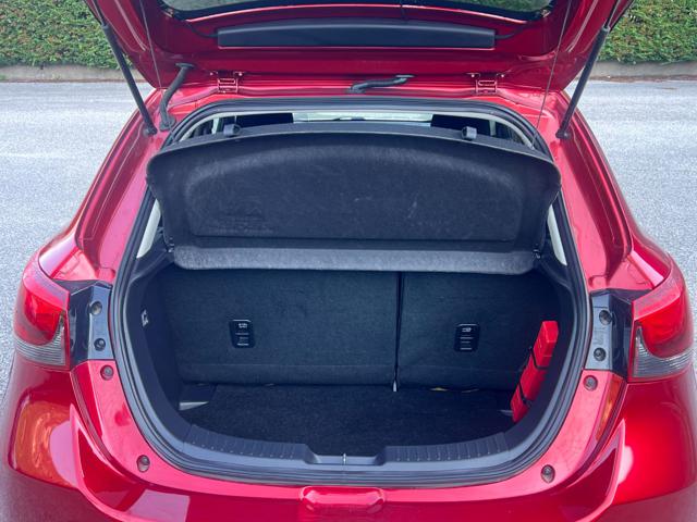 MAZDA 2 usata, con Controllo automatico clima