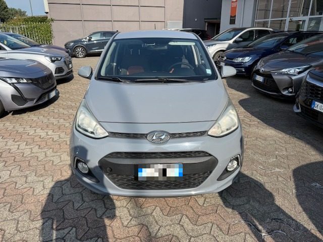 HYUNDAI i10 usata, con Airbag