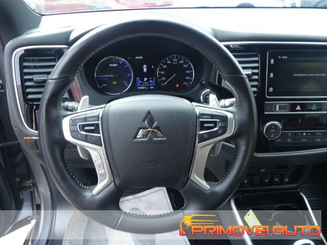 MITSUBISHI Outlander usata, con Airbag laterali