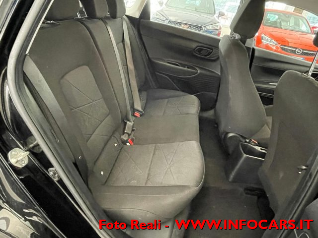 HYUNDAI Bayon usata, con Boardcomputer