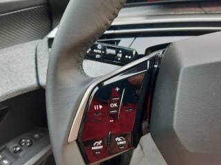 PEUGEOT 3008 usata, con Touch screen