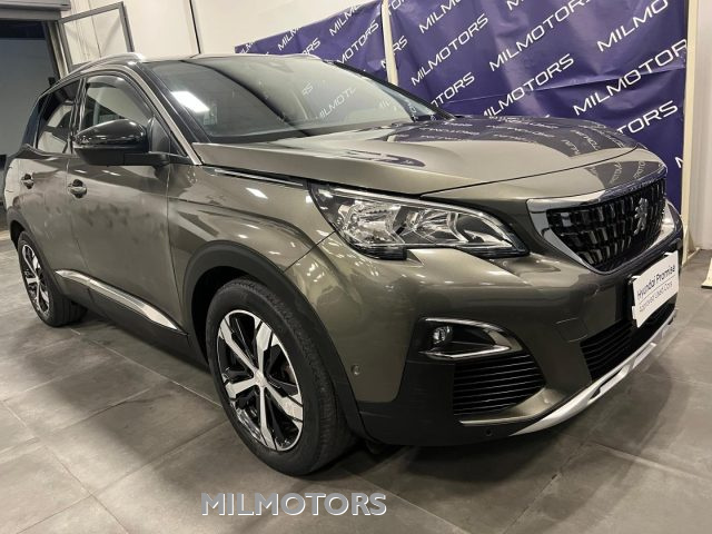 PEUGEOT 3008 usata, con Airbag