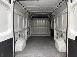 PEUGEOT Boxer usata, con Fendinebbia