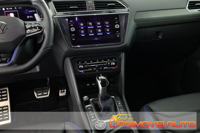 VOLKSWAGEN Tiguan usata, con Autoradio