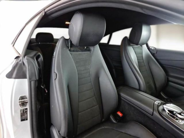 MERCEDES-BENZ E 220 usata, con Cerchi in lega