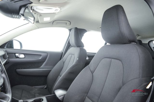 VOLVO XC40 usata 8