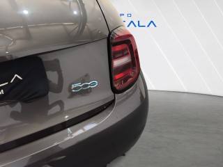 FIAT 500e usata, con Specchietti laterali elettrici