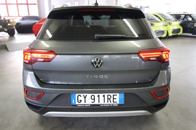 VOLKSWAGEN T-Roc usata, con Autoradio