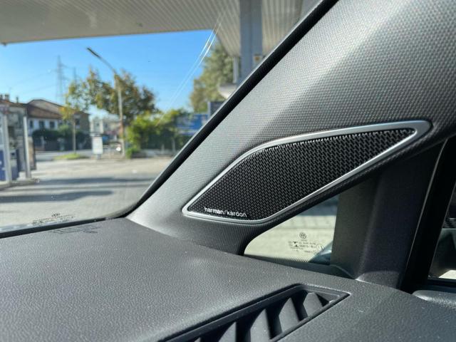 VOLKSWAGEN Golf GTI usata, con Park Distance Control