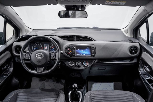 TOYOTA Yaris usata, con Vivavoce