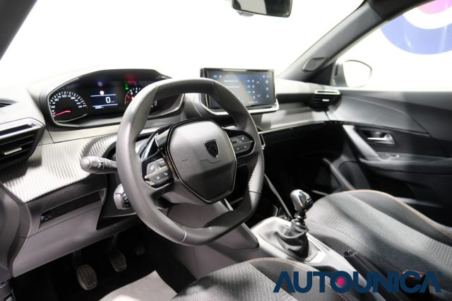 PEUGEOT 2008 usata, con Autoradio