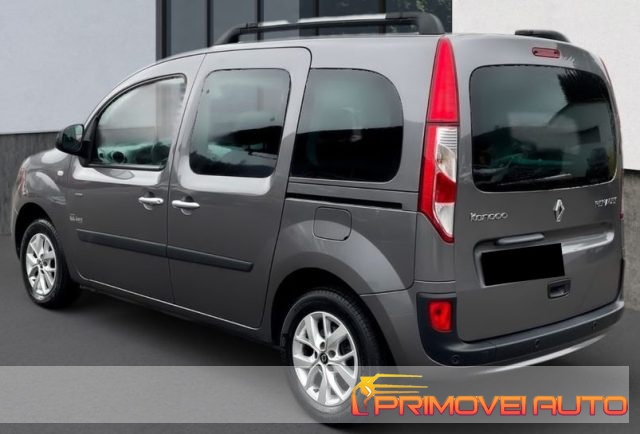 RENAULT Kangoo usata, con Autoradio digitale