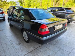 MERCEDES-BENZ C 180 usata, con Chiusura centralizzata