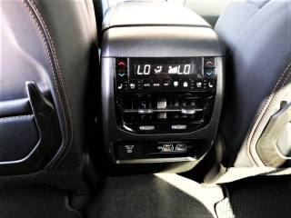 JEEP Grand Cherokee usata, con Leve al volante