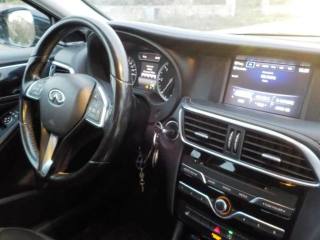INFINITI Q30 usata 47