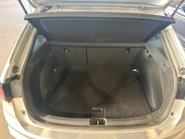 VOLKSWAGEN Taigo usata, con Cronologia tagliandi