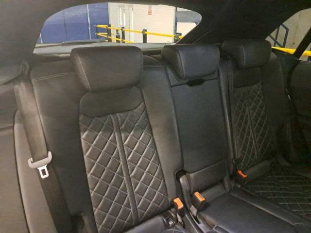AUDI Q8 usata 9