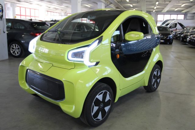 XEV Yoyo usata, con Alzacristalli elettrici