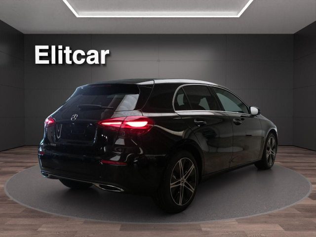 MERCEDES-BENZ A 180 usata, con Cerchi in lega