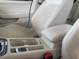 VOLKSWAGEN Passat usata, con Volante in pelle