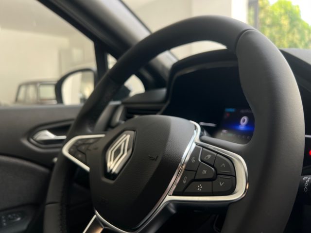 RENAULT Captur usata, con Fari LED